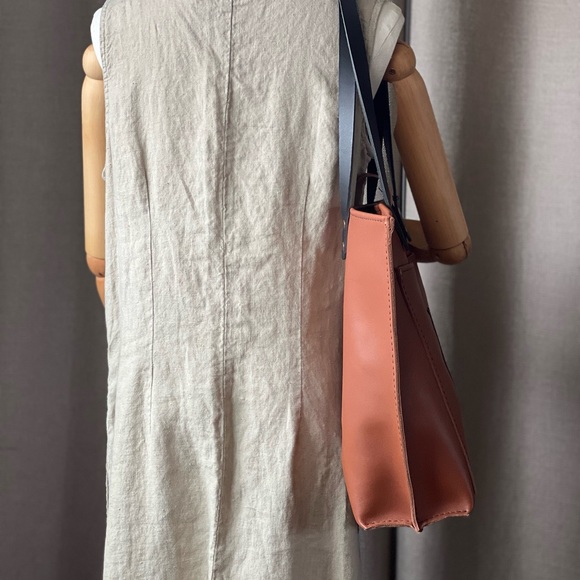 Handmade Leather Tote Bag - Picture 7 of 16